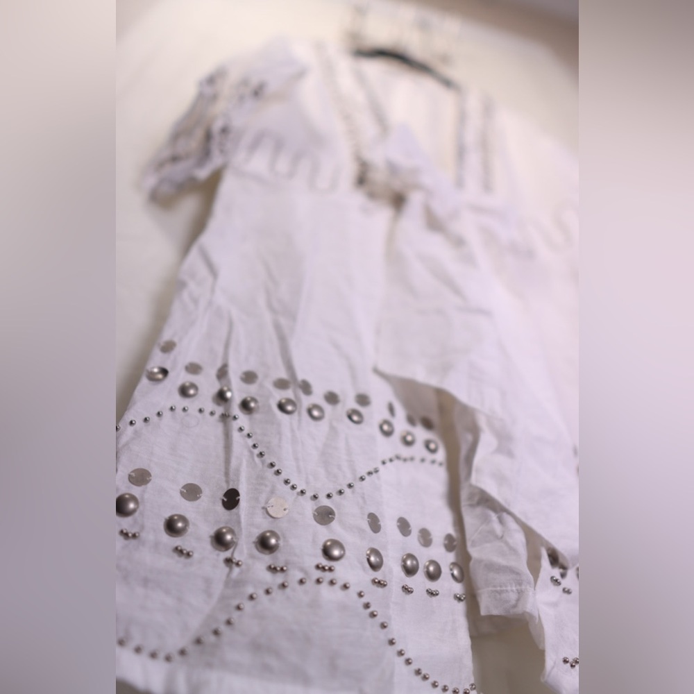 Hugging Kisses White Metallic Beaded Blouse